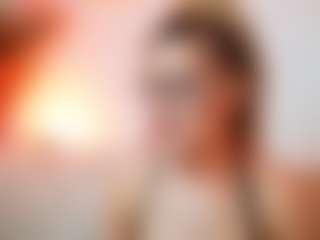 AileenAxa's Live Sex Cam Show