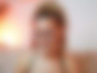 AileenAxa's Live Sex Cam Show