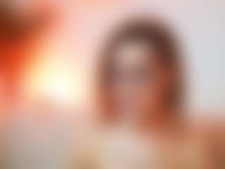 AileenAxa's Live Sex Cam Show