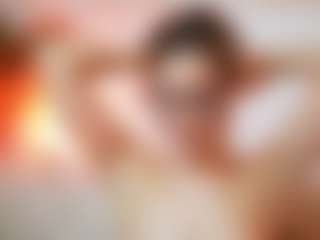 AileenAxa's Live Sex Cam Show