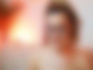 AileenAxa's Live Sex Cam Show