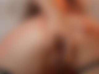 AileenAxa's Live Sex Cam Show