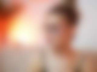 AileenAxa's Live Sex Cam Show