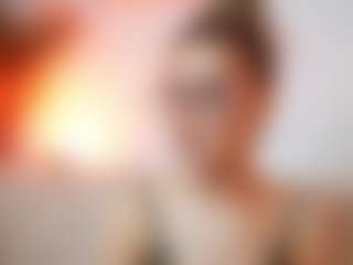 AileenAxa's Live Sex Cam Show