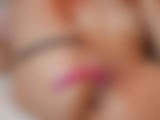 AileenAxa's Live Sex Cam Show