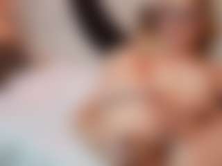 AileenAxa's Live Sex Cam Show