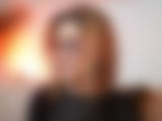 AileenAxa's Live Sex Cam Show