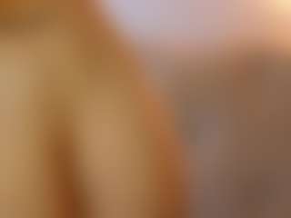 AileenAxa's Live Sex Cam Show
