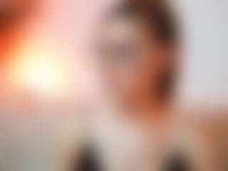 AileenAxa's Live Sex Cam Show