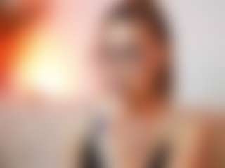 AileenAxa's Live Sex Cam Show