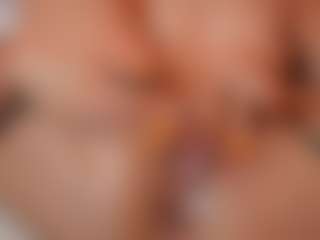 AileenAxa's Live Sex Cam Show