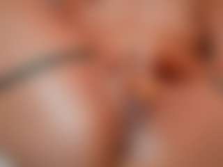 AileenAxa's Live Sex Cam Show