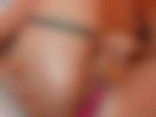 AileenAxa's Live Sex Cam Show