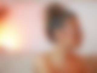AileenAxa's Live Sex Cam Show