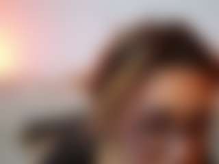 AileenAxa's Live Sex Cam Show