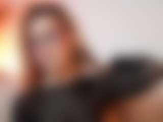 AileenAxa's Live Sex Cam Show