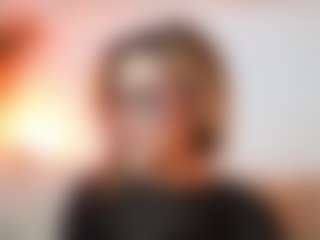AileenAxa's Live Sex Cam Show
