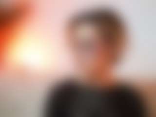 AileenAxa's Live Sex Cam Show