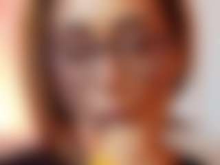 AileenAxa's Live Sex Cam Show