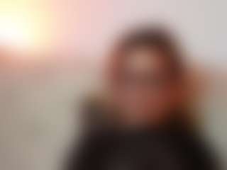 AileenAxa's Live Sex Cam Show