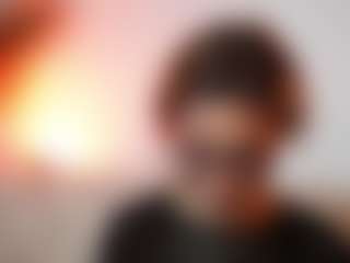 AileenAxa's Live Sex Cam Show