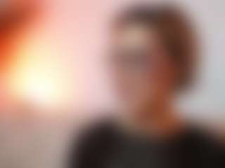 AileenAxa's Live Sex Cam Show