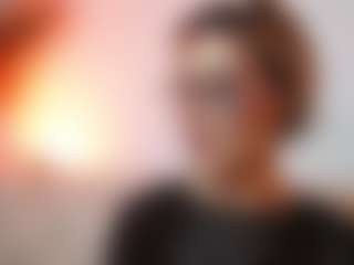 AileenAxa's Live Sex Cam Show