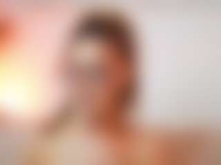 AileenAxa's Live Sex Cam Show