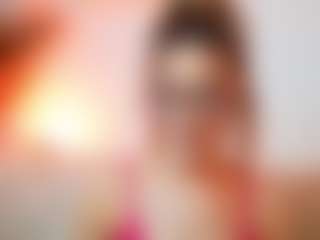 AileenAxa's Live Sex Cam Show