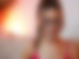 AileenAxa's Live Sex Cam Show