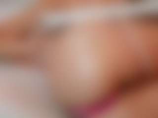 AileenAxa's Live Sex Cam Show