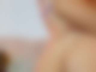 AileenAxa's Live Sex Cam Show