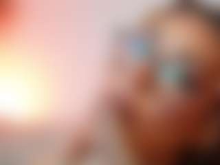 AileenAxa's Live Sex Cam Show