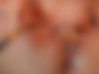 AileenAxa's Live Sex Cam Show