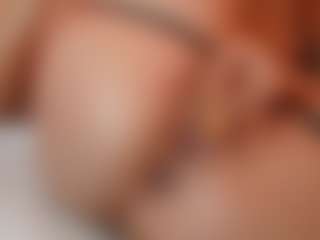AileenAxa's Live Sex Cam Show