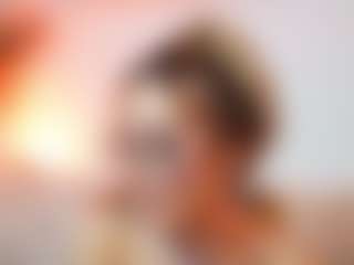 AileenAxa's Live Sex Cam Show