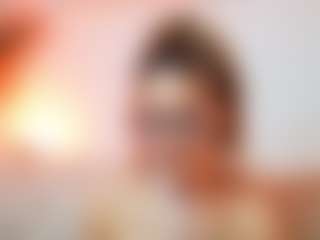 AileenAxa's Live Sex Cam Show