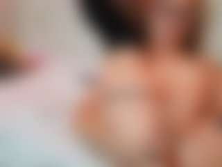 AileenAxa's Live Sex Cam Show