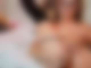 AileenAxa's Live Sex Cam Show