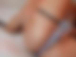 Live cam show with AileenAxa - Brown Eyes on Camsoda