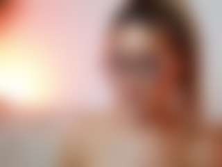 AileenAxa's Live Sex Cam Show