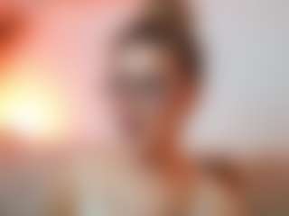 AileenAxa's Live Sex Cam Show