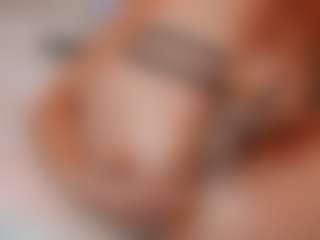 AileenAxa's Live Sex Cam Show