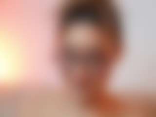 AileenAxa's Live Sex Cam Show