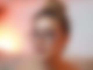 AileenAxa's Live Sex Cam Show
