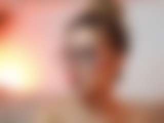 AileenAxa's Live Sex Cam Show