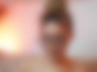 AileenAxa's Live Sex Cam Show