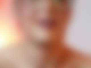AileenAxa's Live Sex Cam Show