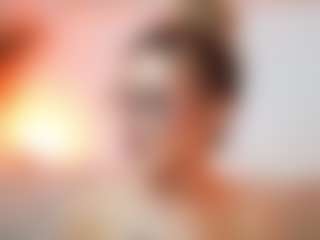AileenAxa's Live Sex Cam Show