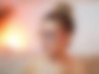 AileenAxa's Live Sex Cam Show